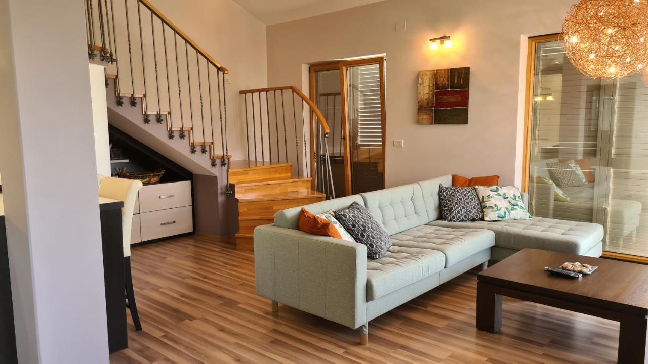Villa Amalia Apartments Malinska Extérieur photo