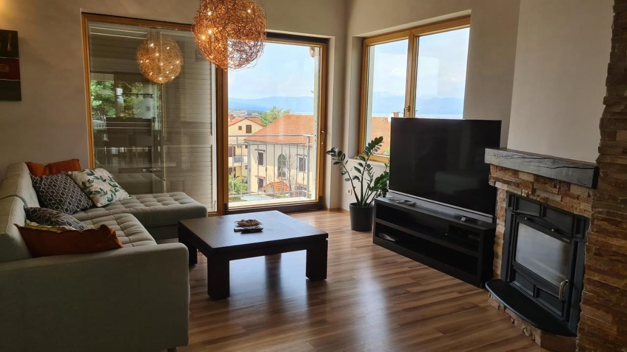 Villa Amalia Apartments Malinska Extérieur photo