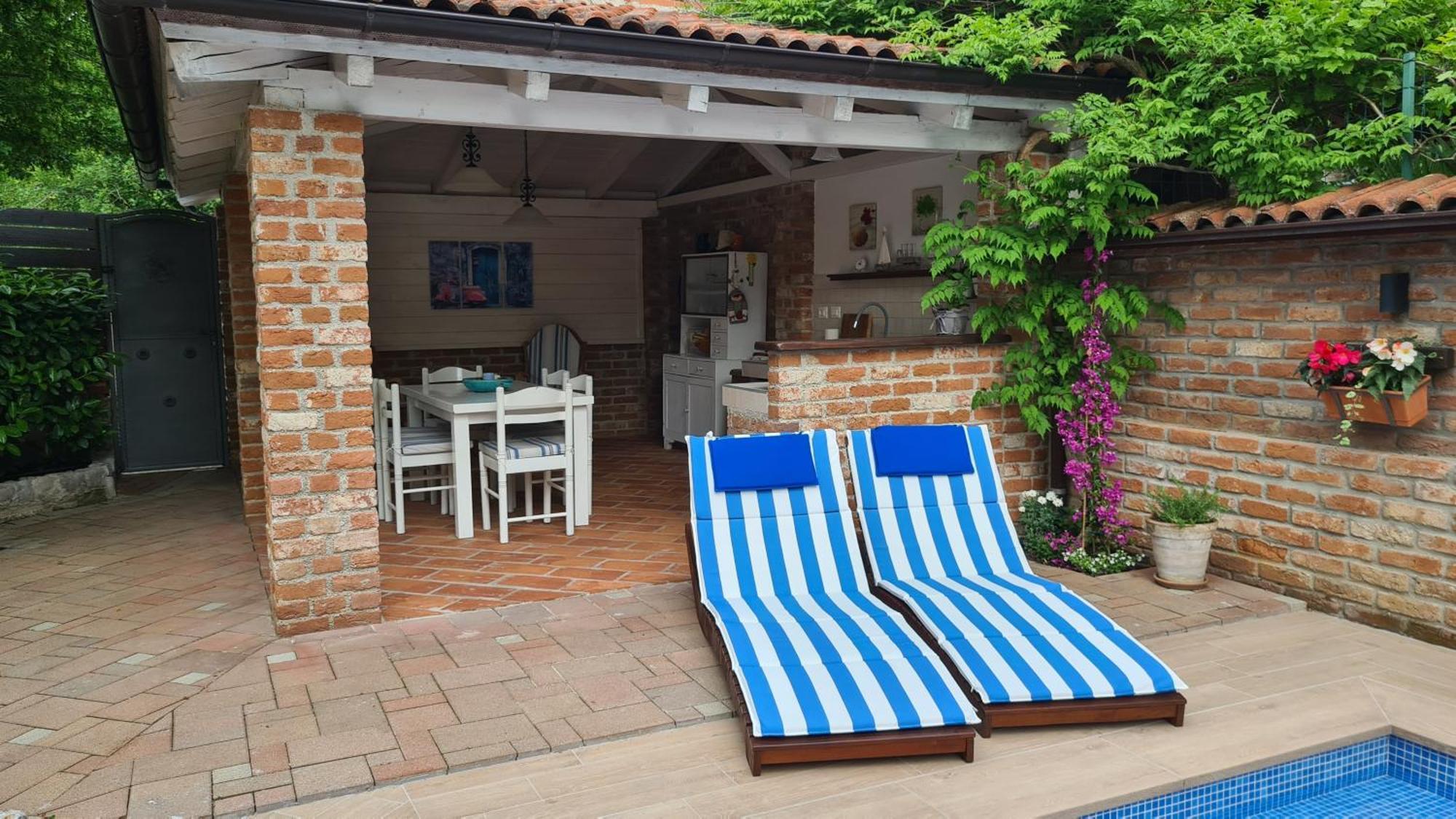 Villa Amalia Apartments Malinska Extérieur photo