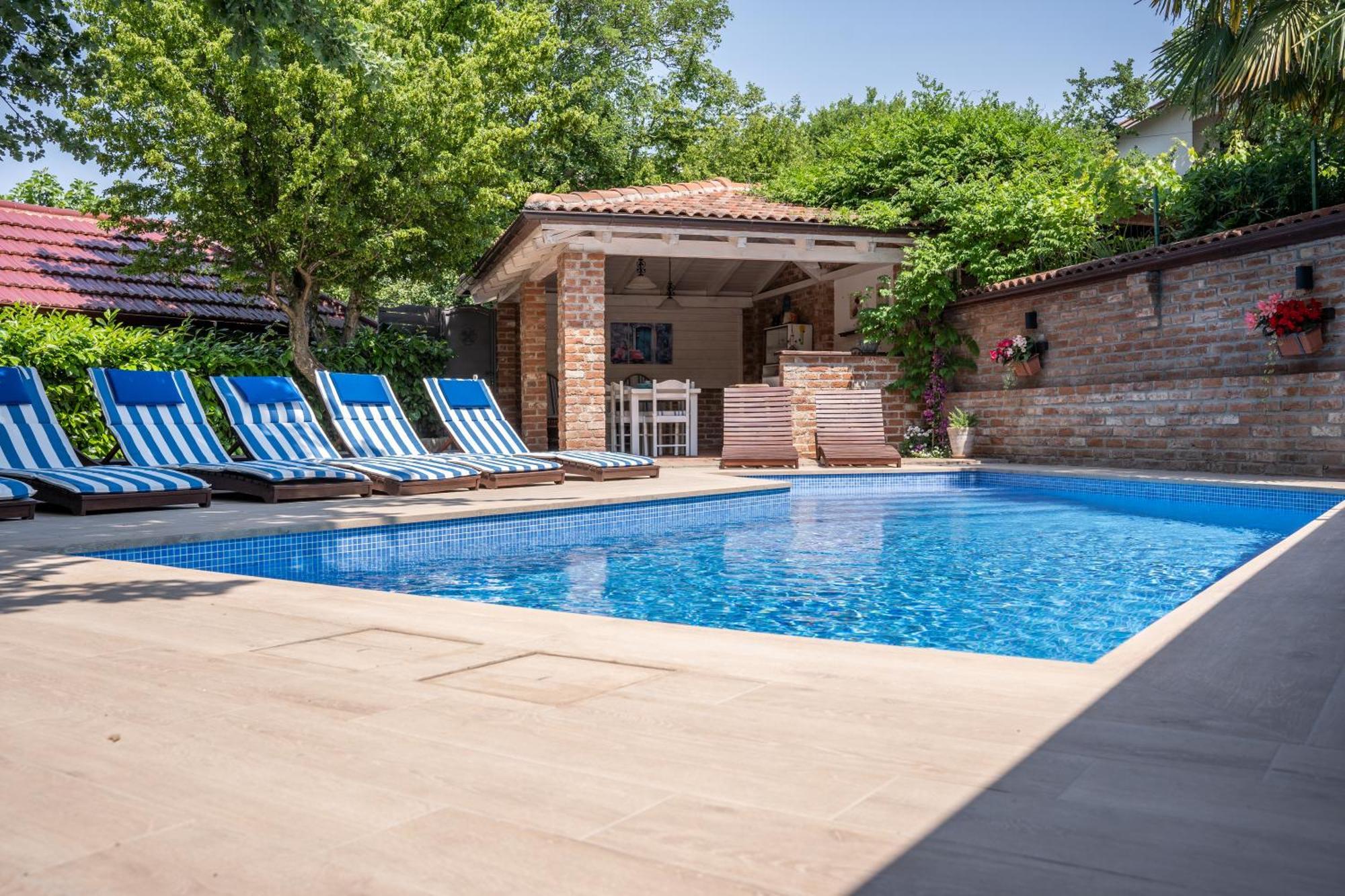 Villa Amalia Apartments Malinska Extérieur photo